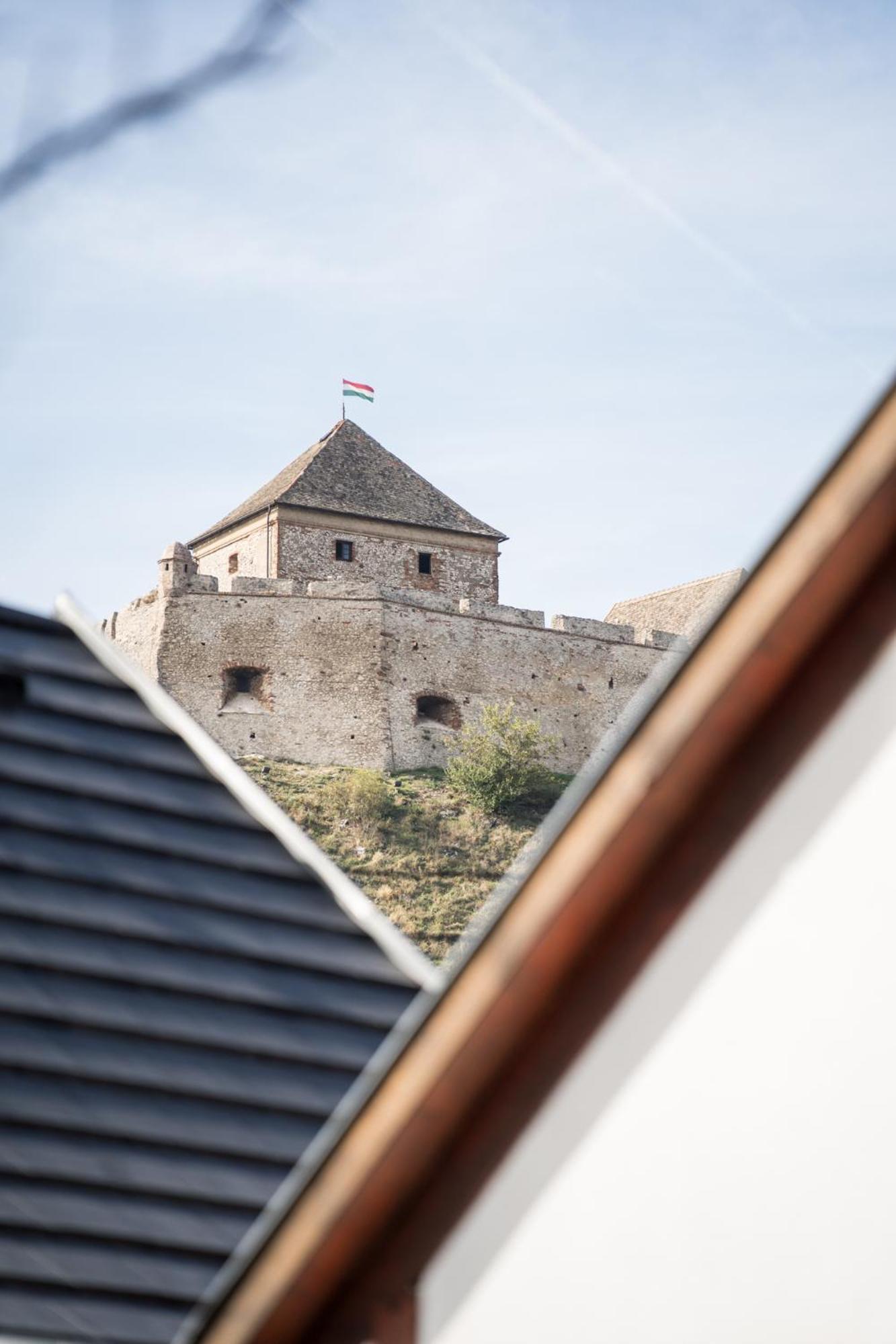 Apartmán Csipesz_Vendeghaz Sümeg Exteriér fotografie